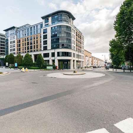 Chelsea / Imperial Wharf - Bright, Modern, Sunset View Apartment Londres Exterior foto