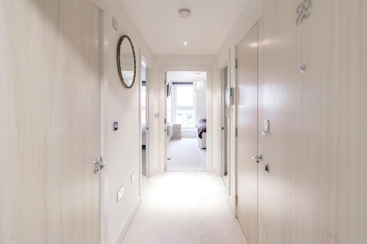 Chelsea / Imperial Wharf - Bright, Modern, Sunset View Apartment Londres Exterior foto